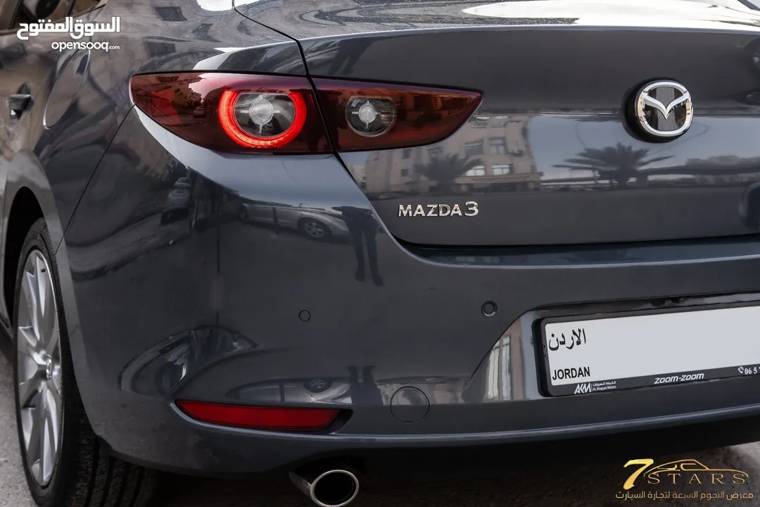 Mazda 3 2023 Skyactiv   السيارة وارد و كفالة الشركة و صيانة الشركة و قطعت مسافة 11,000 كم فقط