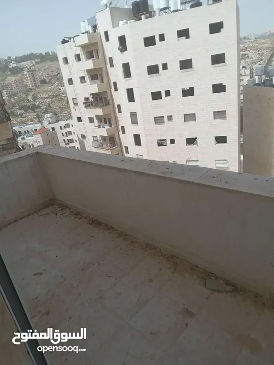 شقة فخمة للبيع في الكركفة بيت لحم