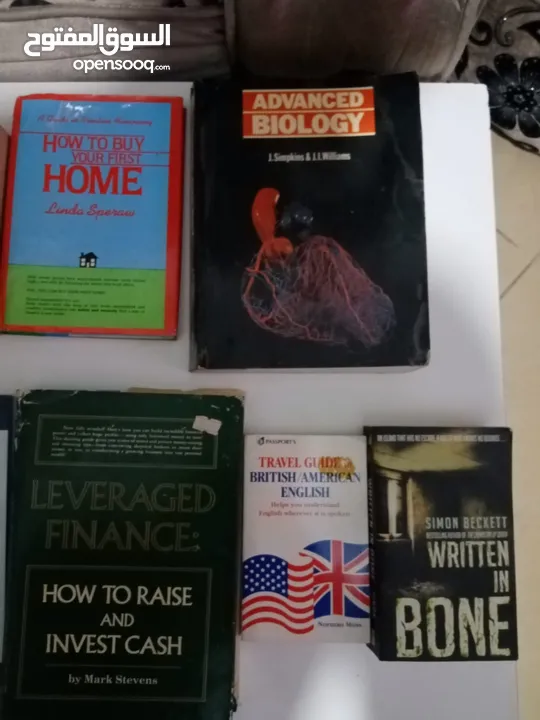 كتب وقصص انجليزي وعربي وتعليمي كميه كبيره اي كتاب بدينار