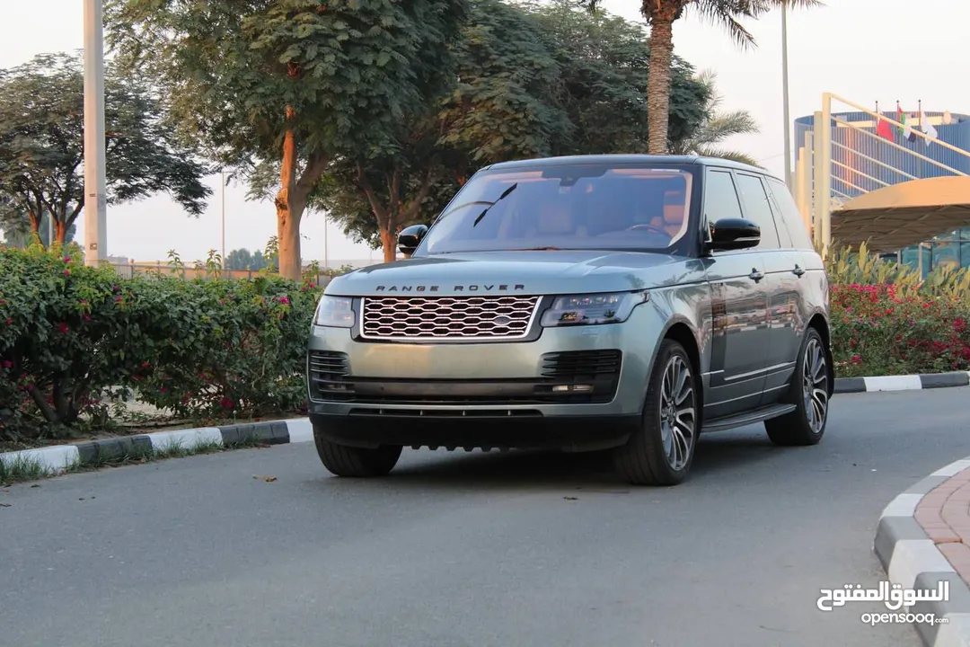 2016 RANGE ROVER VOGUE GCC FULL LOADED GREAT CONDITIONS