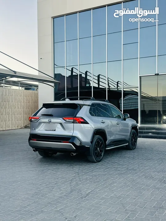 TOYOTA RAV4 2022