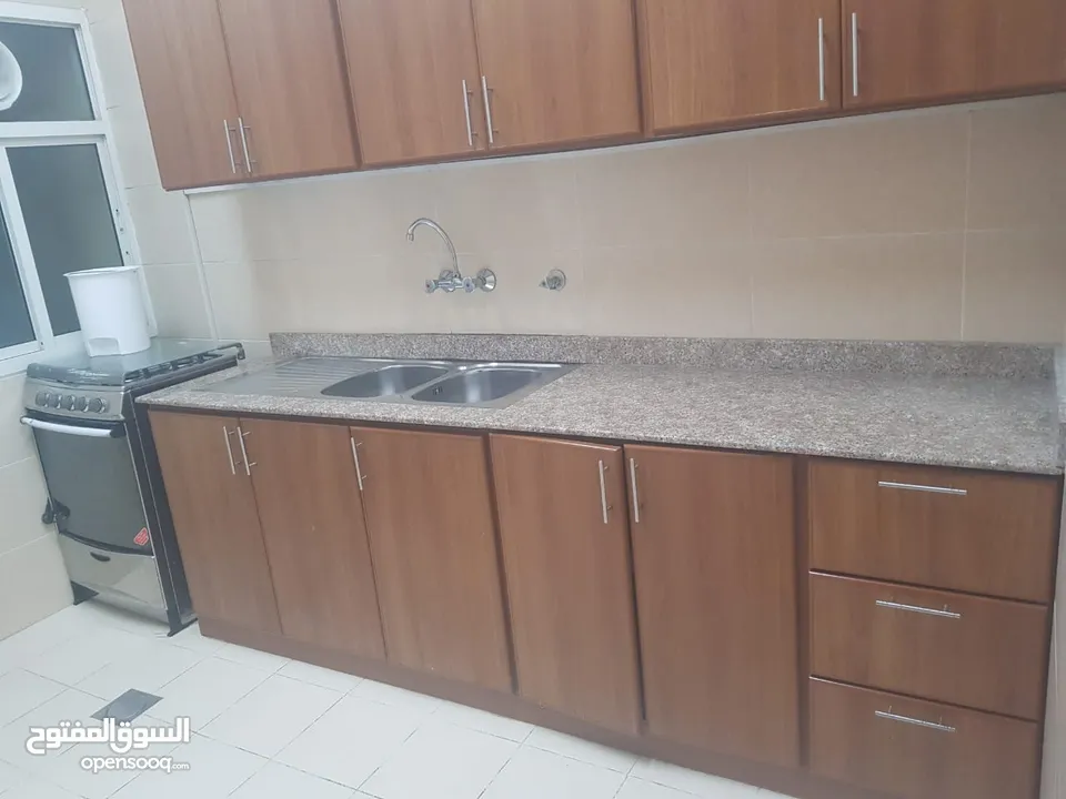 شقة مميزة في الدهاريز بواجهة بحرية  Flat in dahariz with seaviwe