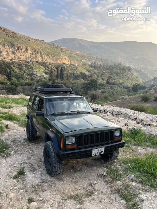 Jeep Cherokee xj 1995   جيب شيروكي  قابل للتفاوض