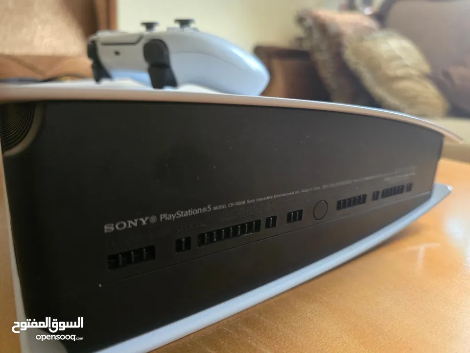 Ps5 digital (بدون مدخل للسيدي) مستخدم فتره بسيطه جدا نظيف كرت