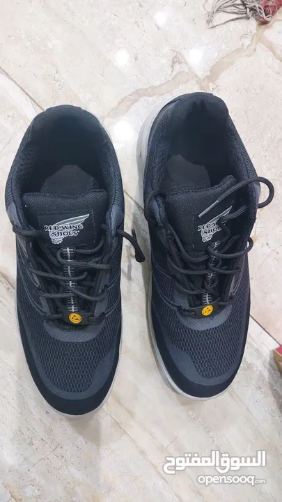 Original safety shoes for sale