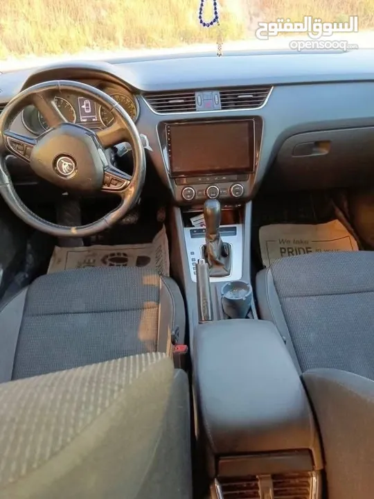 سكودا اكتافيا 2015