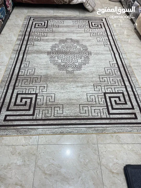 سجاد مانع للانزلاق