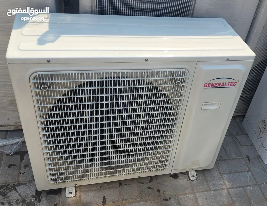 Air conditioners Ducted