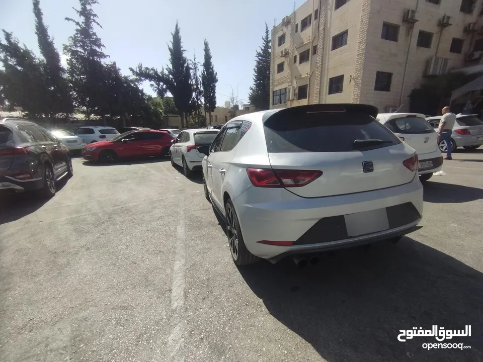 سيات ليون 2016