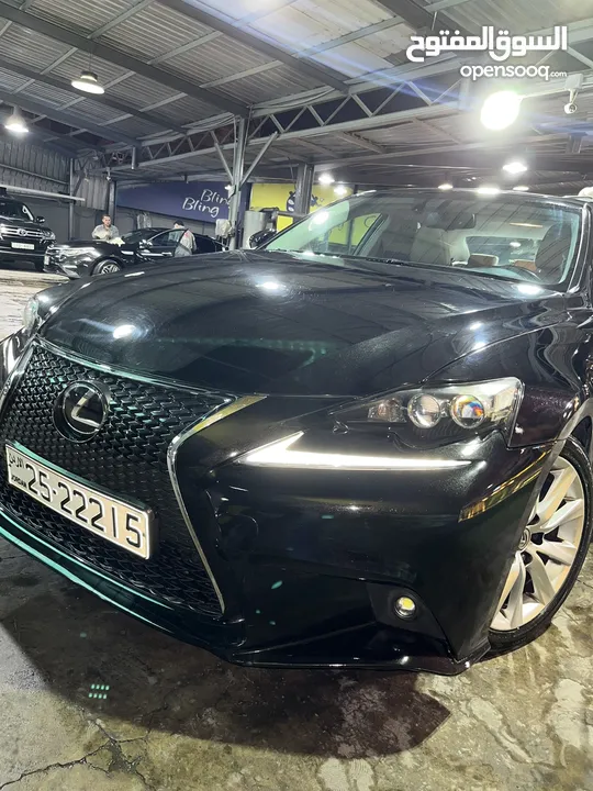 Lexus IS300h 2014 Perfect Condition وارد اوروبي