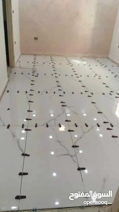 بليط وكافة اعمال البلاط والسيراميك والرخام وبديل الخشب وبديل الرخام والجرانيت وأعمال الصيانة
