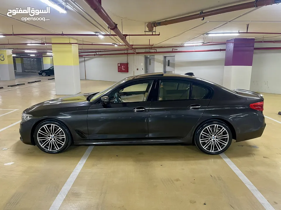 بحاله الوكاله وارد الشركه بنزين  بسعر مغري بداعي السفر BMW G30 530i 530 2017