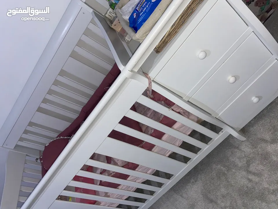 سرير أطفال بيبي ماركه جونيور