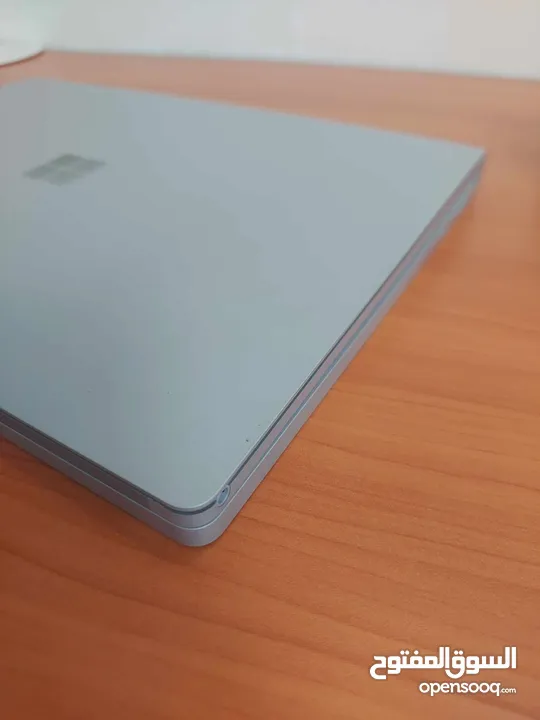 Laptop Microsoft surface book 2  with special colours