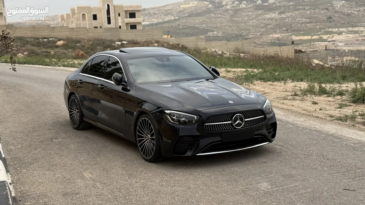 Mercedes benz AMG بحالة الوكالة بنزين
