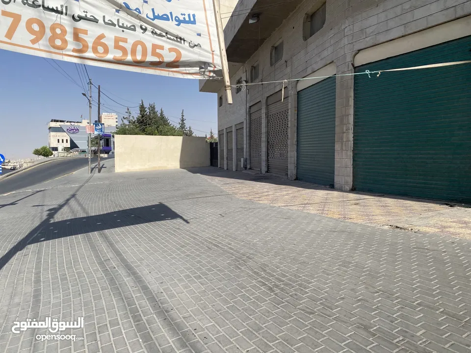 معارض و مخازن تجارية للإيجار - في منطقة طبربور بالقرب من محطة الباص السريع(طارق) بجانب روان كيك