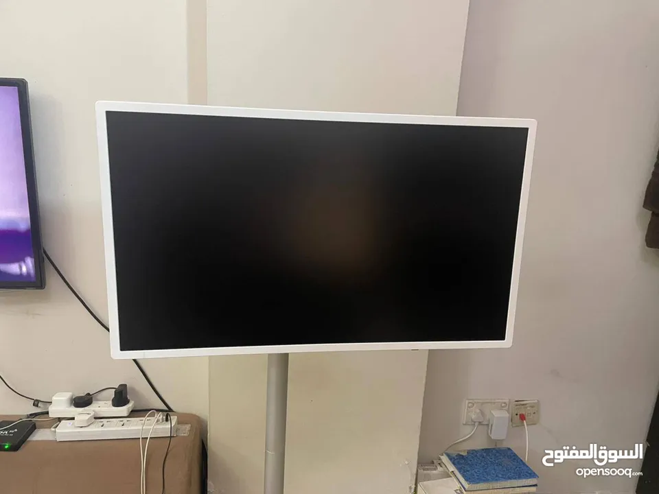 Selling TV, 32 inch