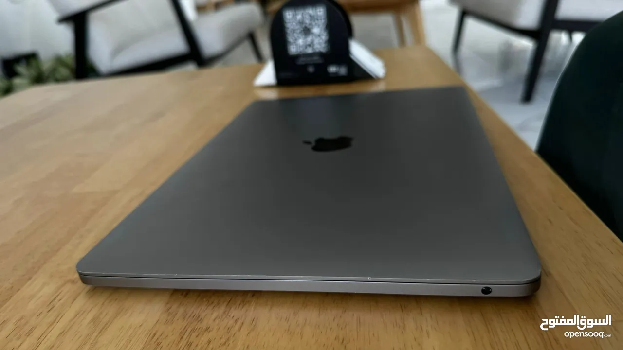 MacBook pro 2016 16Gb ram