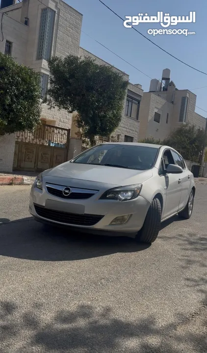 Opel astra 2013 for sale