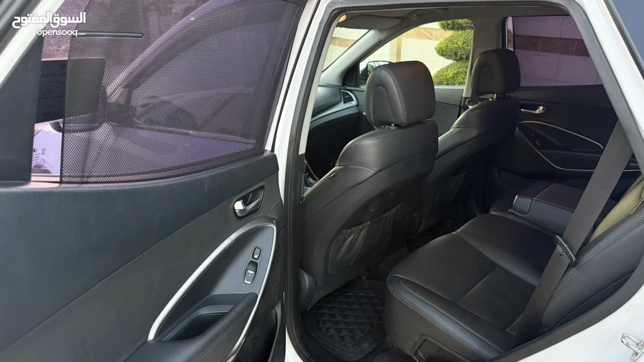 بحالة الوكالة hyundai santa fe  2016