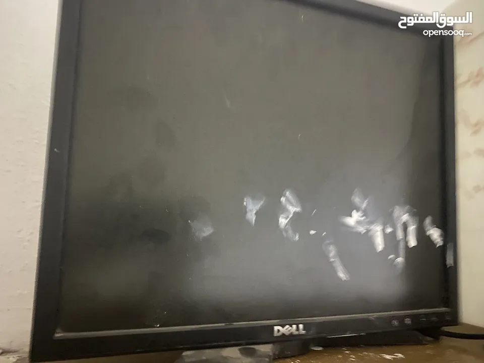 للبيع شاشه كمبيوتر أمورها تمام للبيع ادفع وخذها