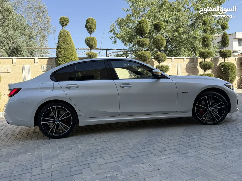 BMW 330e ترخيص 2022 ترخيص