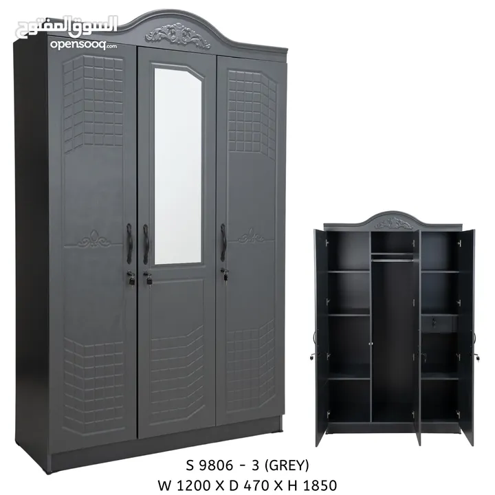 3 door cabinet