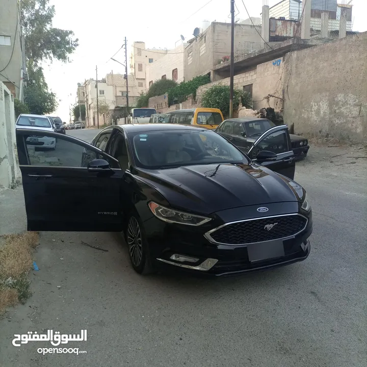 فورد فيوجن تاتانيوم2017