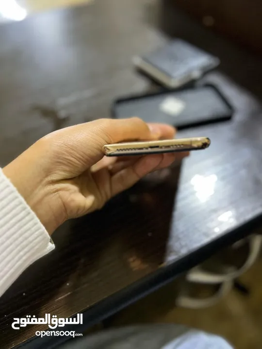 تيلفون للبدل ع ايفون 11برو ماكس دون فرقيه