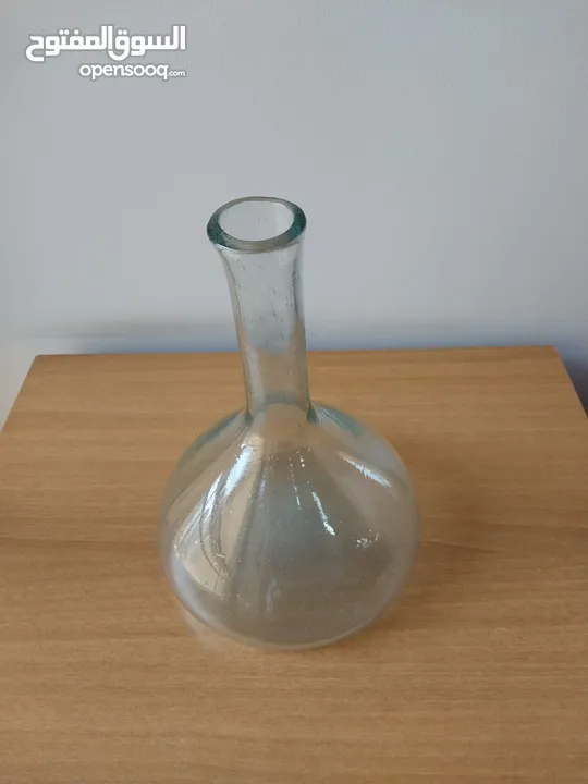 Vintage-Style Round Glass Vase – Unique Decorative Piece
