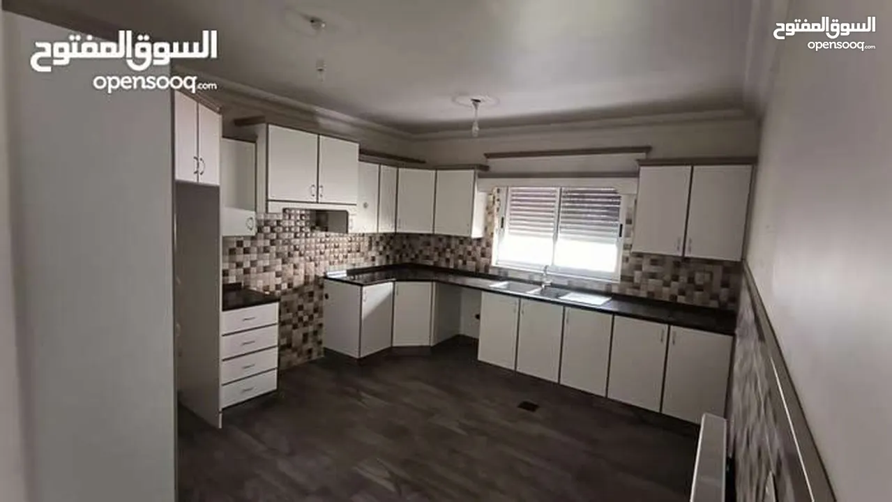 شقة فارغة - دابوق - 3نوم - 165م