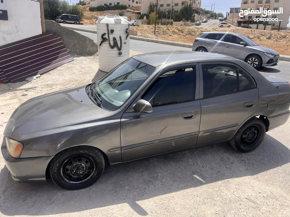 سيارة فيرنا للبيع موديل 2000