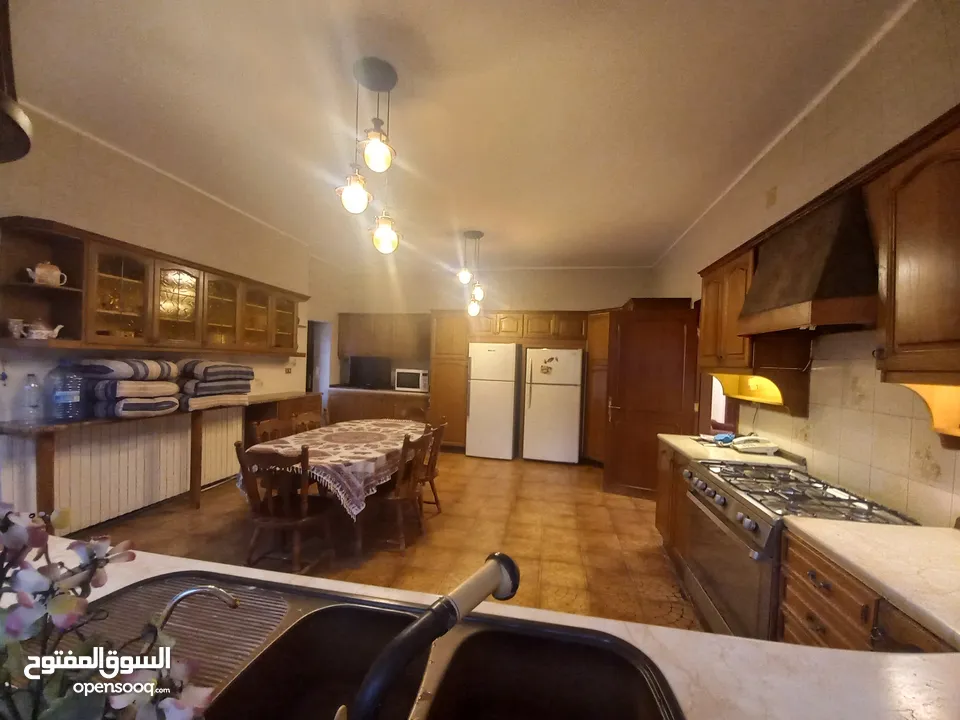 شقة مفروشة للإيجار 450م2 ( Property 18268 )-174847924