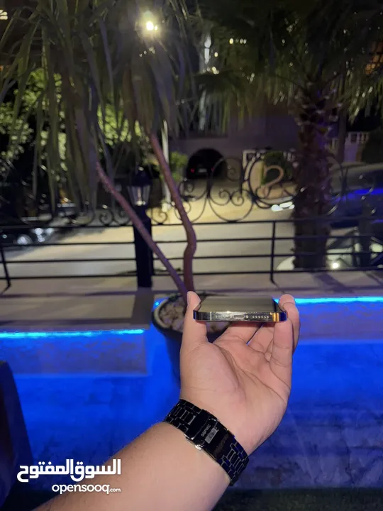 13 pro max للبيع بسعر حرق