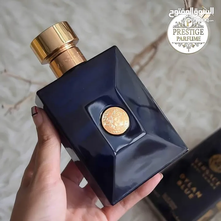 فرزاتشي ديلان بلو الرجالي... عطر الأناقة والقوة  رائحة جذابة تجمع بين الانتعاش والحِدّة مع ثبات وفو