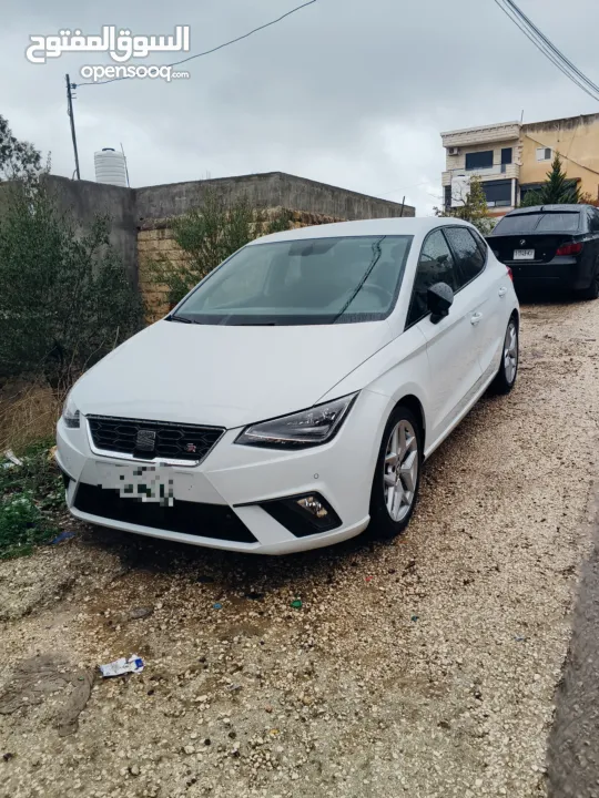 سيت ابيزا للبيع موديل 2022 SEAT lbizaFR بحالة الوكالة دهان شركة عداد قليل