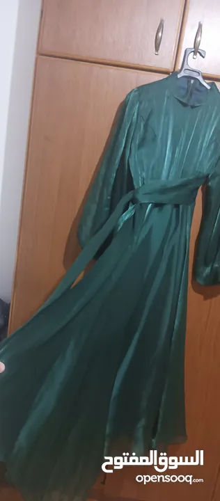 فساتين روعه للبيع