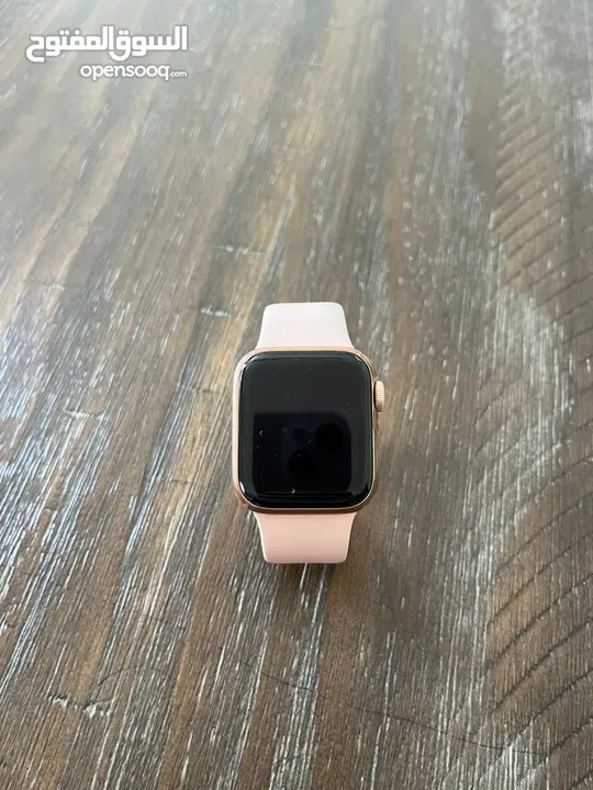 Apple Watch Series 6 size 41mm Pink ساعة ابل 6 مقاس 41 لون زهري