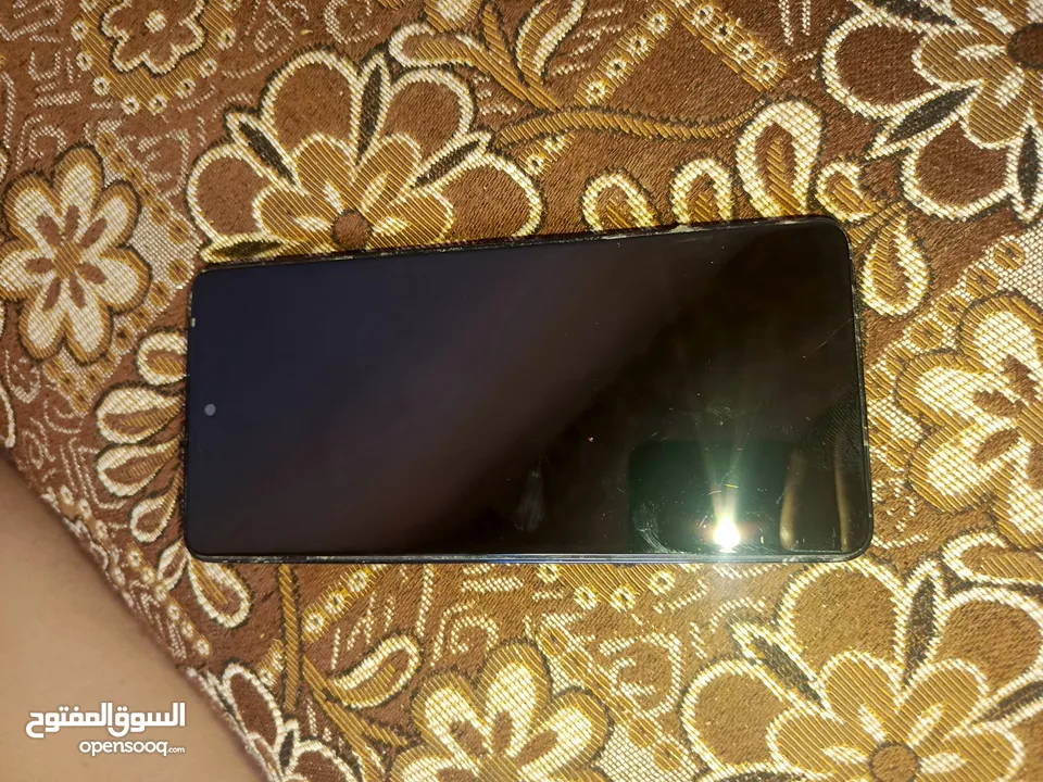 تلفون انفنكس GT 10 PRO للبيع بسعر طري يحتاج الي شاشة