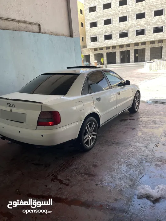 اودي A4. S4 1996 للبيع فقطط