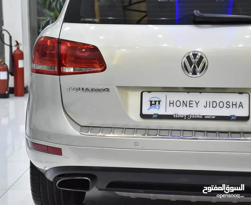 Volkswagen Touareg ( 2014 Model ) in Beige Color GCC Specs