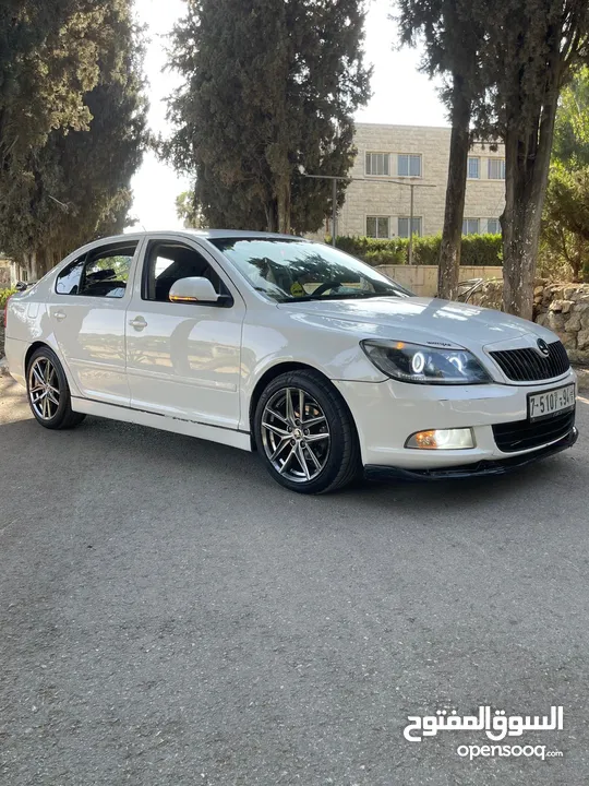 سكودا رمش للبيع
