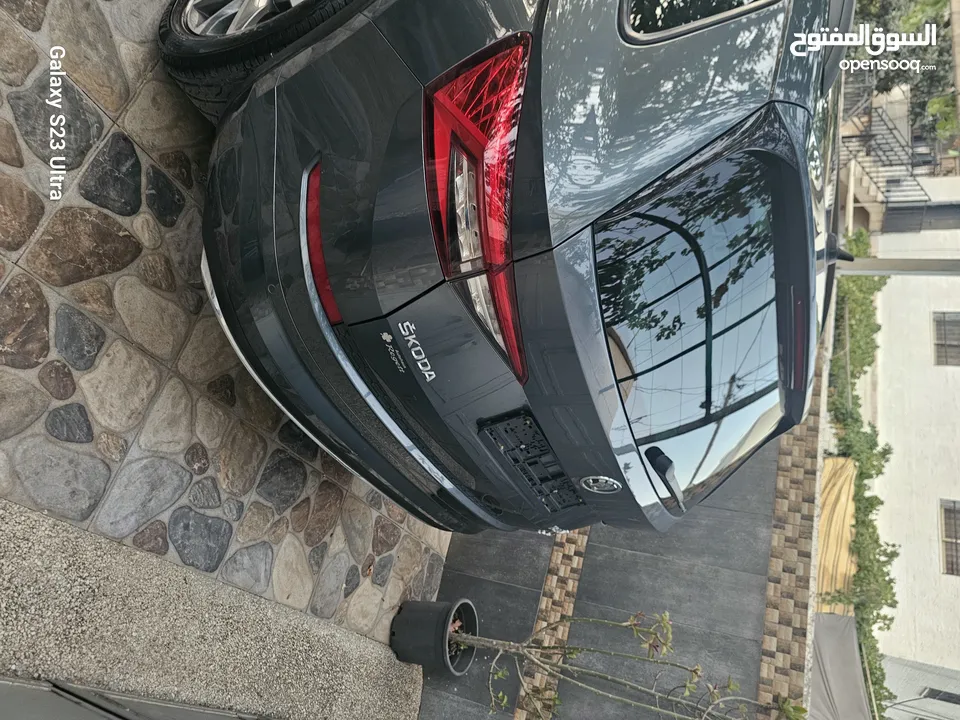 سكودة كودياك 2019 دهان تجميلي في 3 قطع في السيارة خالية من الحوادث