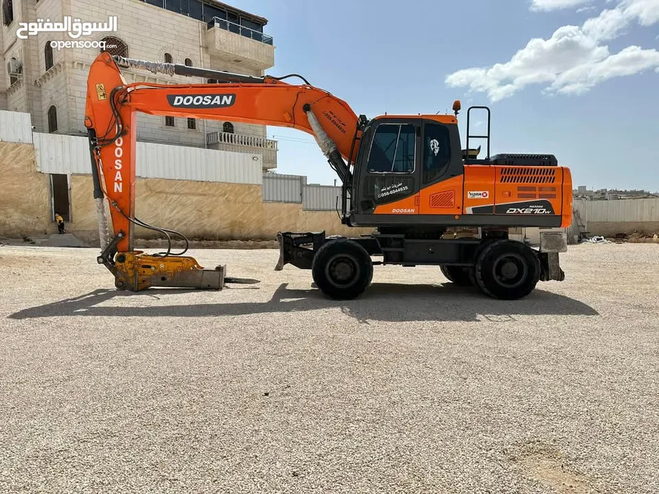 حفار جي سي بي لليجار jcb وجرافه وحفاره عجل