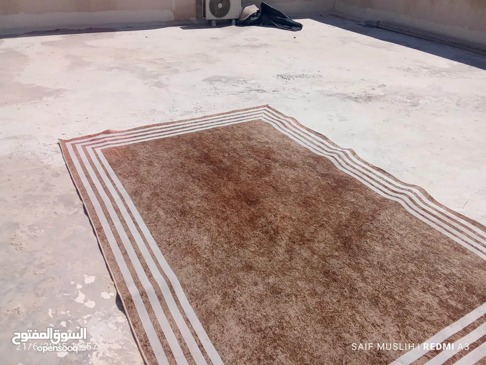 سجاد للبيع بسعر حريييقه  طول 280 عرض 200