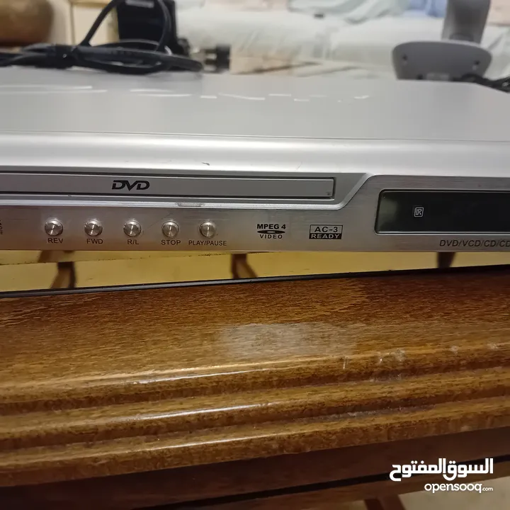 الكترونيات مستعمله للبيع ..   مشغل فيديو نوع سامسونج و مشغل did نوع conti....تلفونين  نوع Siemens