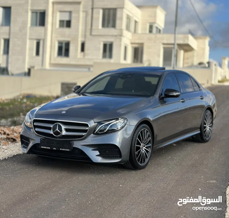 E220d ᄉ Mercedes-Benz