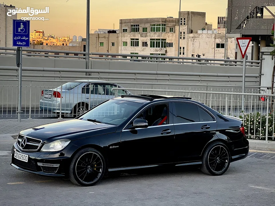 مرسيدس c 200 موديل 2008 محوله c63