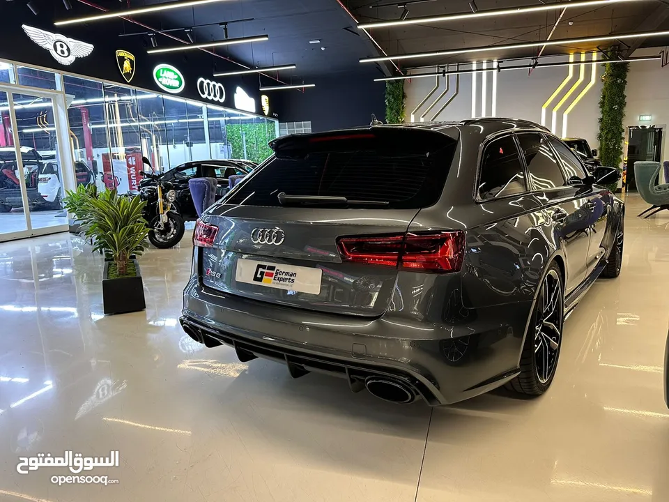 2016 Audi RS6 Station Wagon /GCC/ All Service History at ALNABOODA