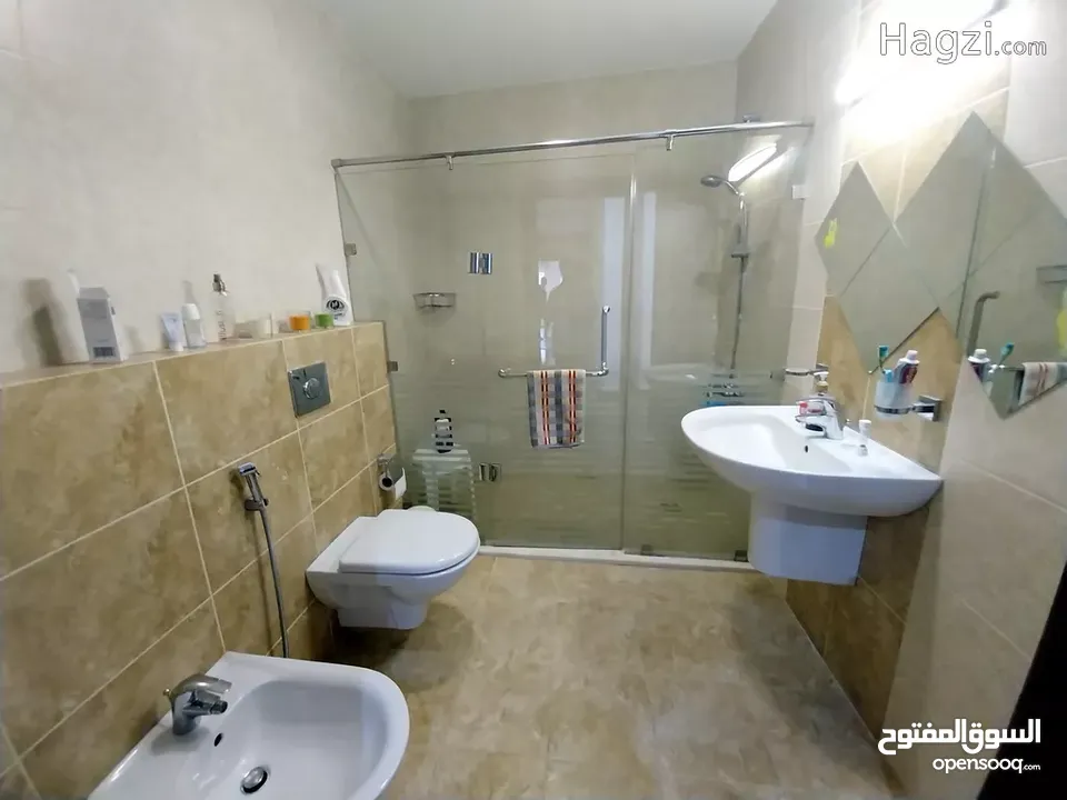 شقة للبيع في ام اذينه  ( Property ID : 31750 )